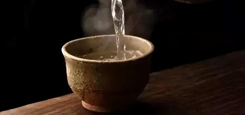 腊月为什么适合喝酱香型白酒?天冷喝酱酒的好处有哪些